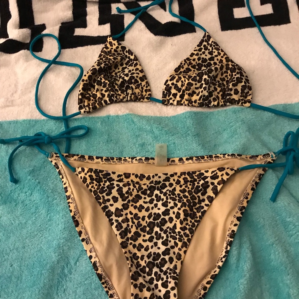 Victoria’s Secret Leopard Print & Turquoise Small